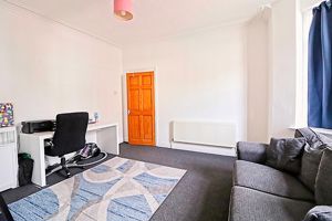 Living Room- click for photo gallery